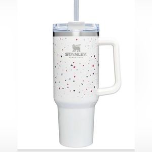 Stanley 40 oz Quencher Timber